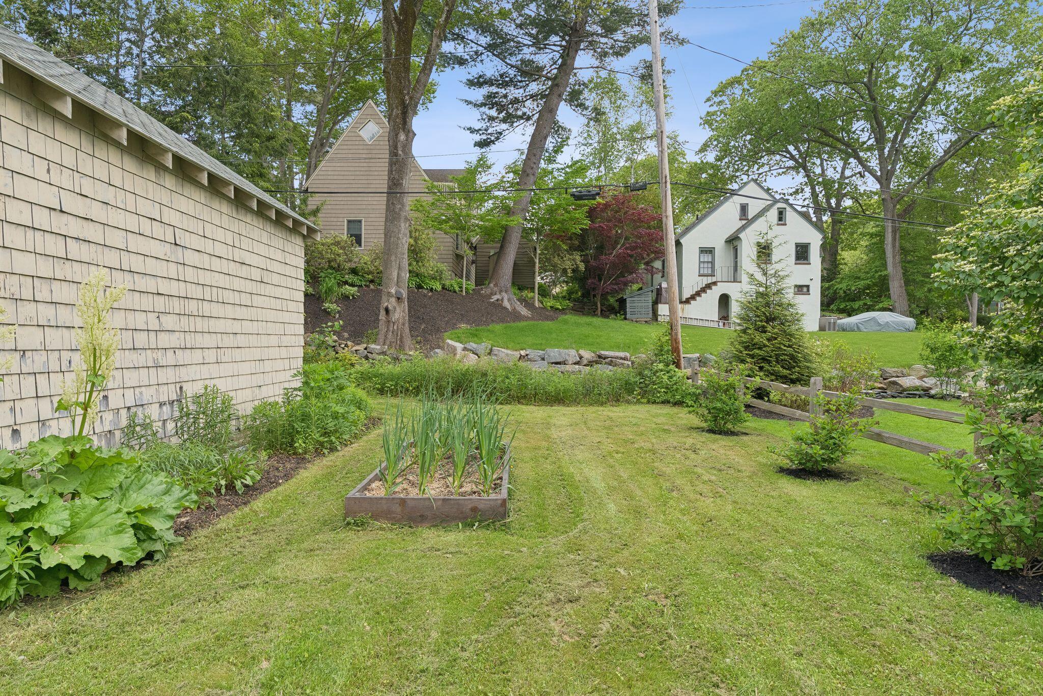20 Elmwood Road