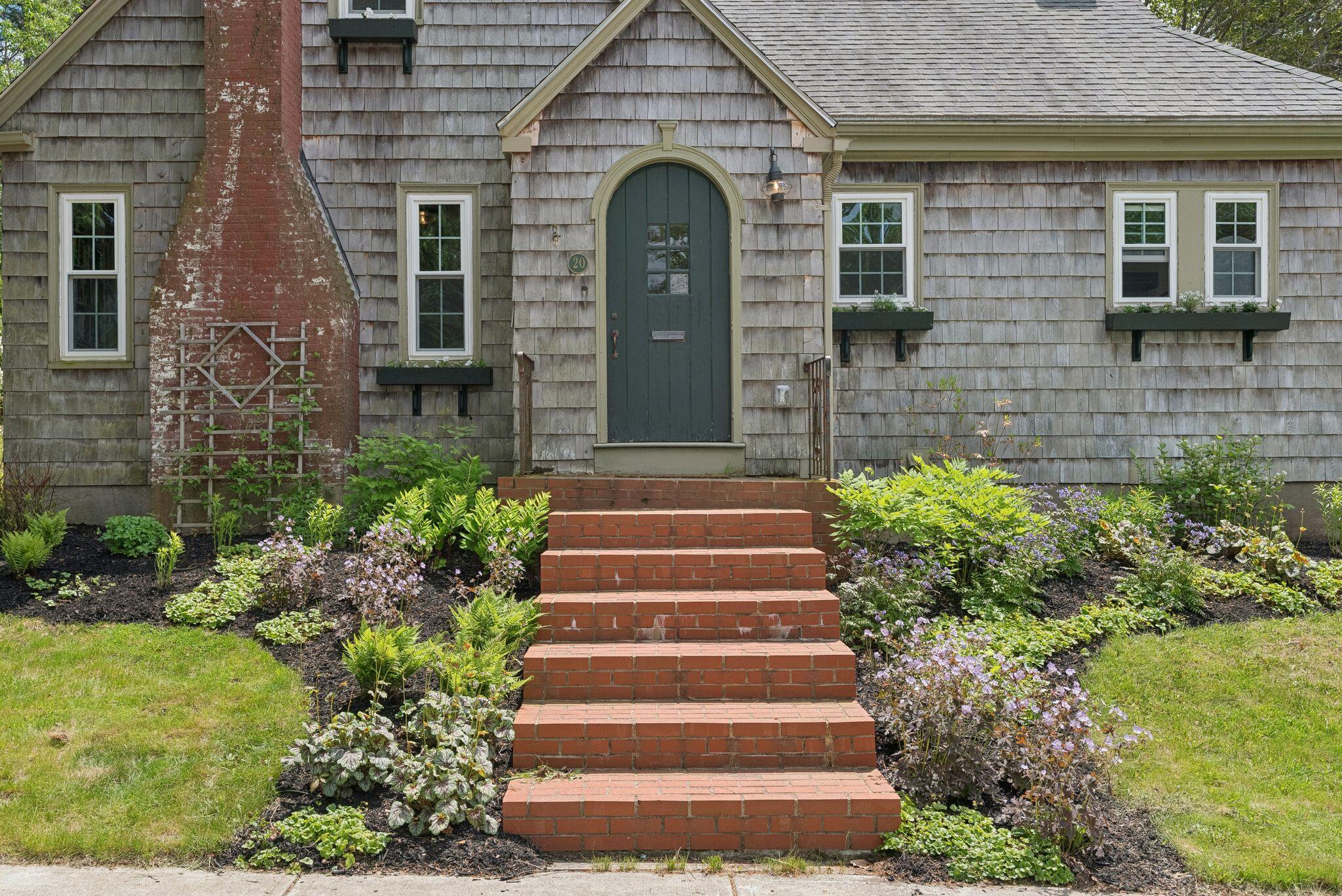 20 Elmwood Road