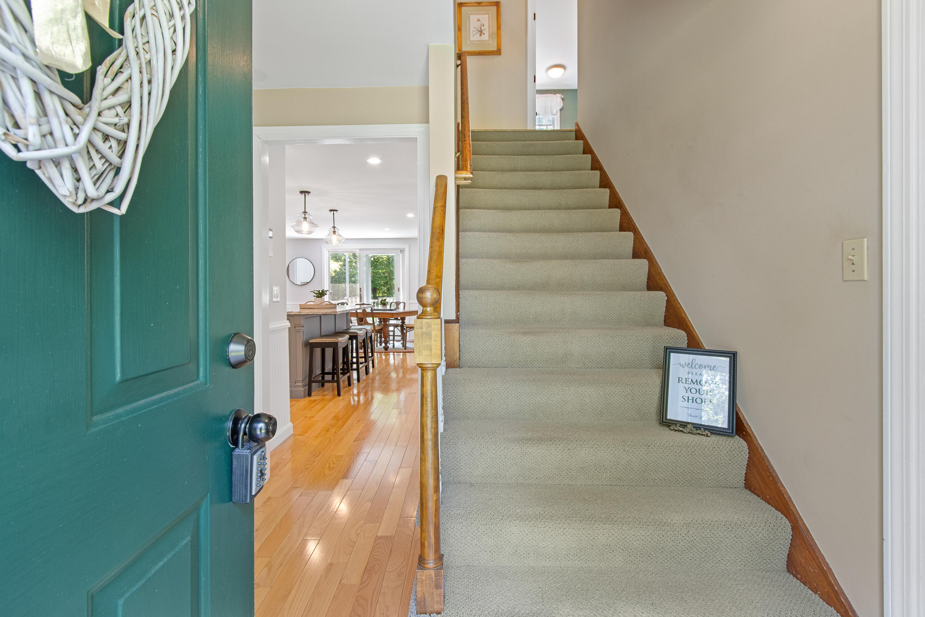 6 Hackmatack Drive