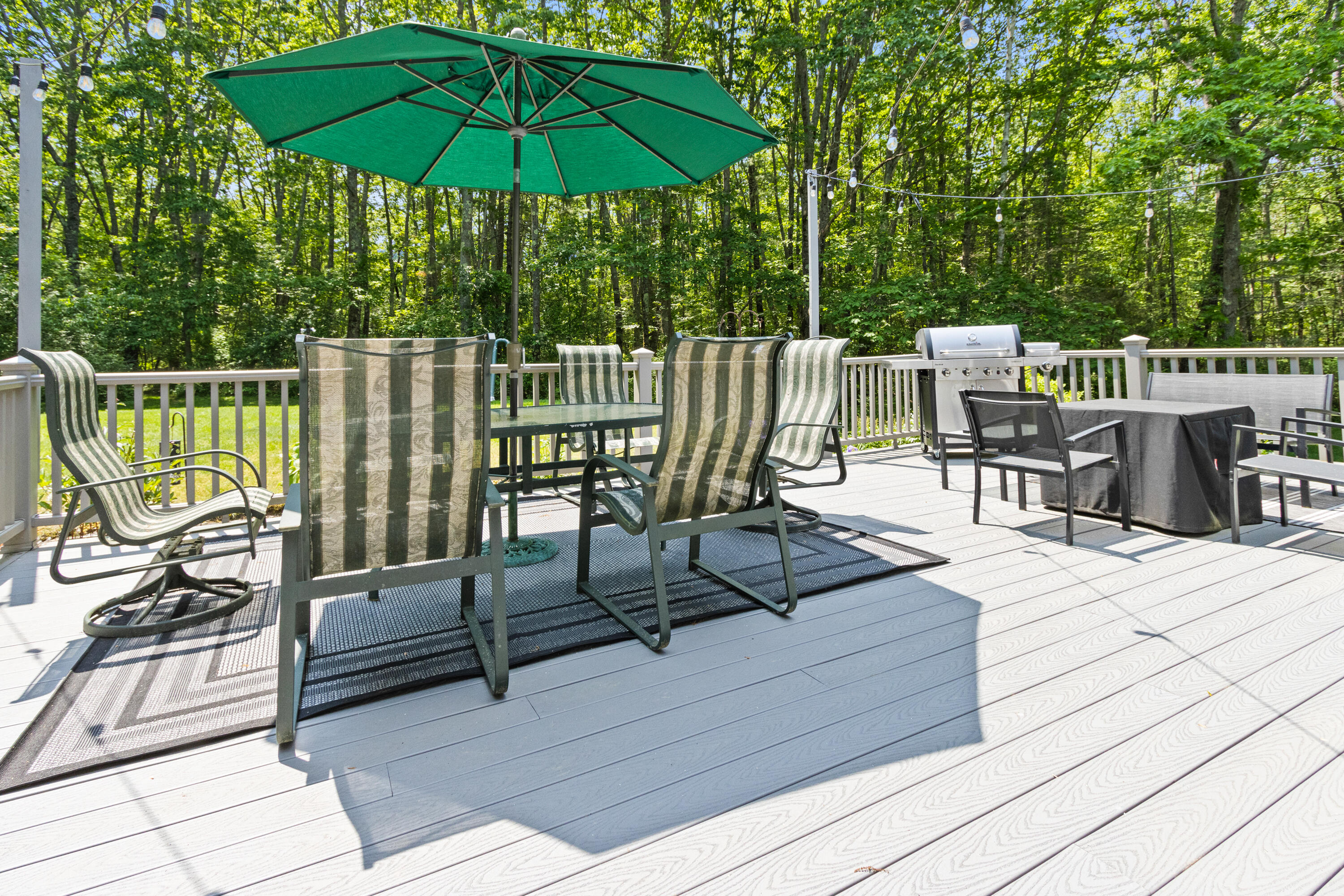 6 Hackmatack Drive