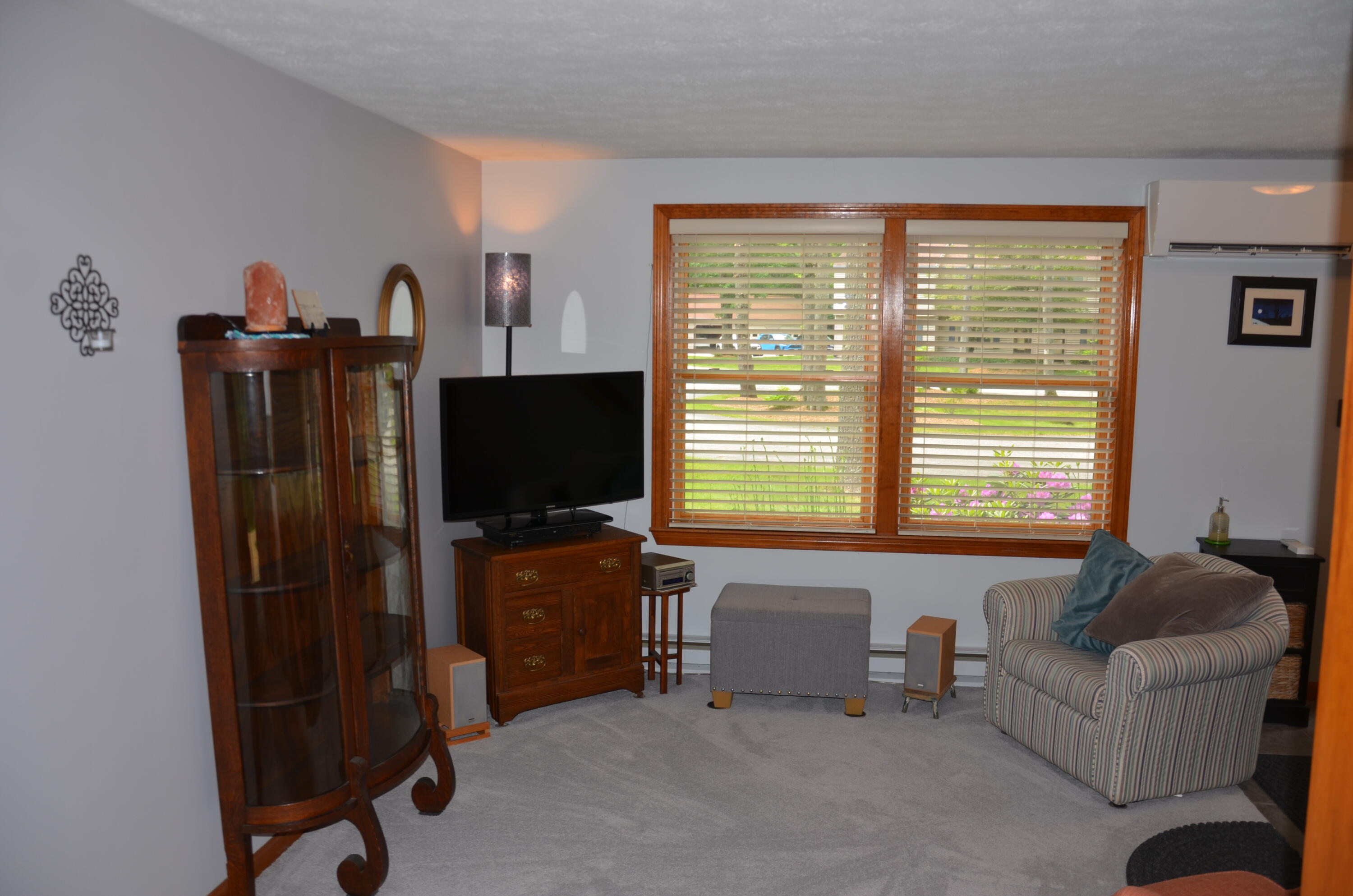 14 Oak Dale Drive, 14