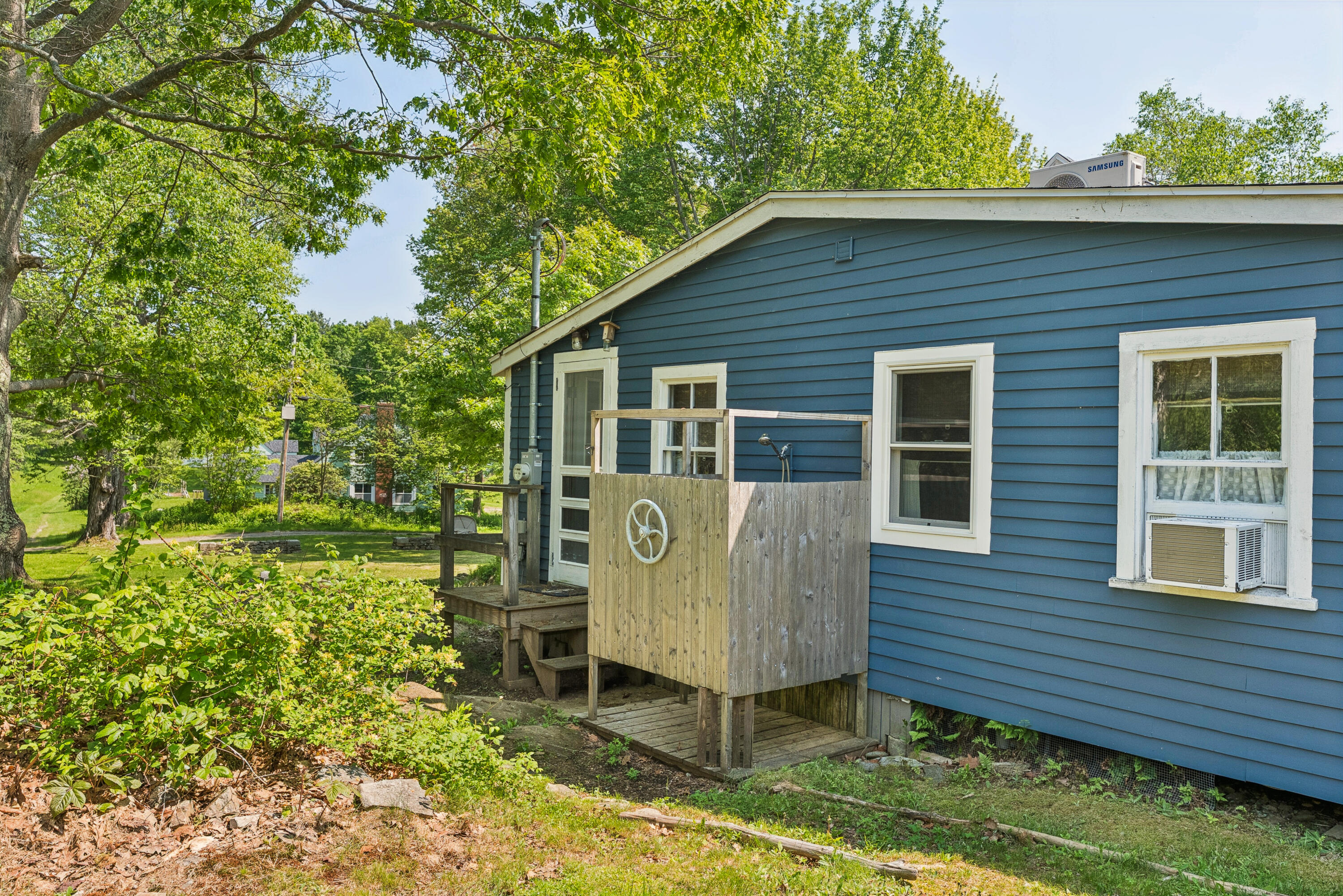 74 Ottawa Road