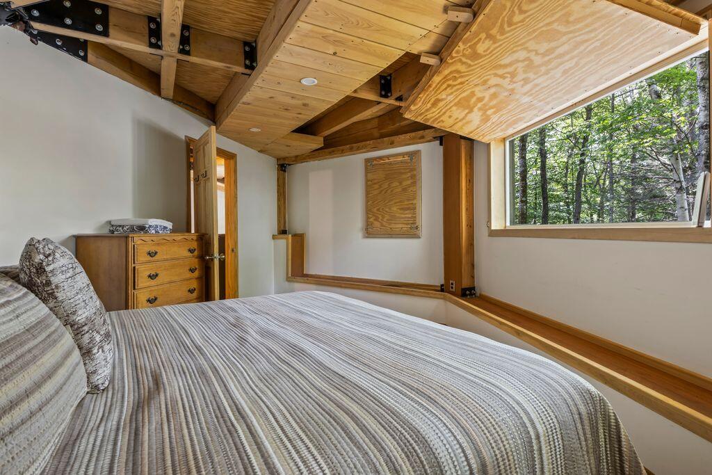 22 Woodpecker Lane