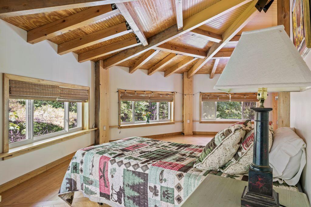 22 Woodpecker Lane