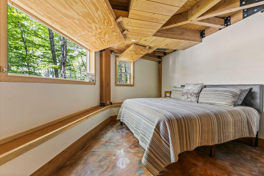 22 Woodpecker Lane