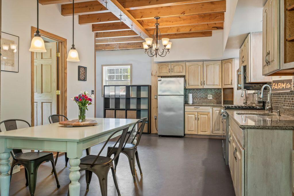 22 Woodpecker Lane