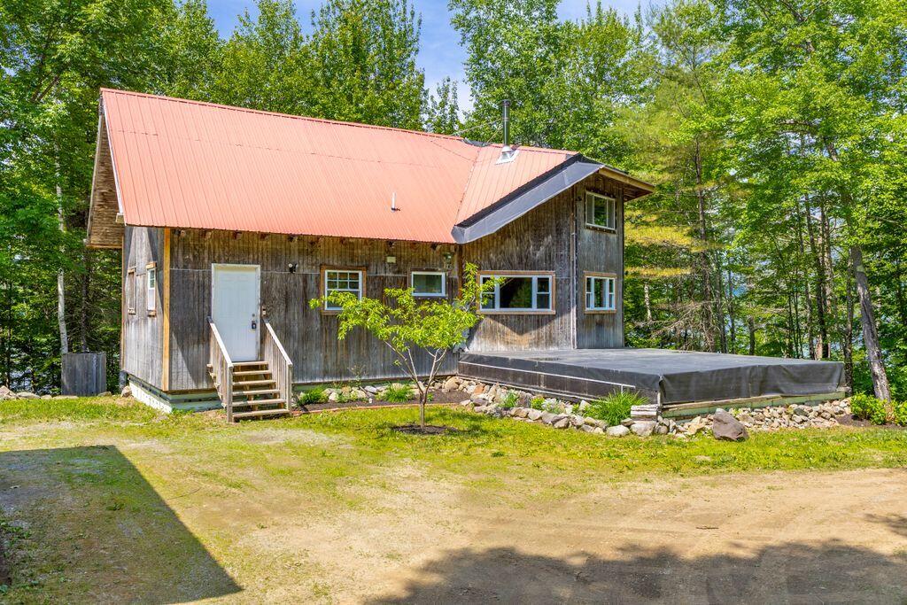 22 Woodpecker Lane