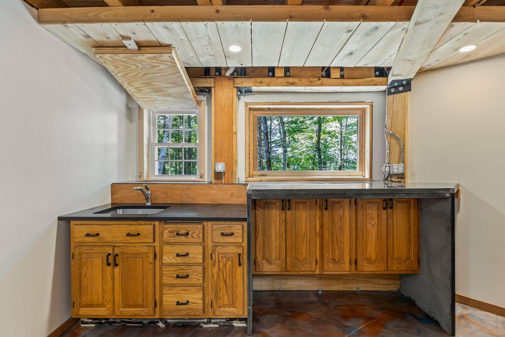 22 Woodpecker Lane