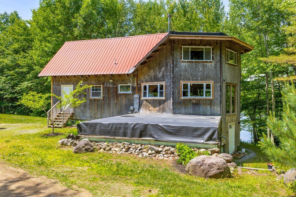 22 Woodpecker Lane