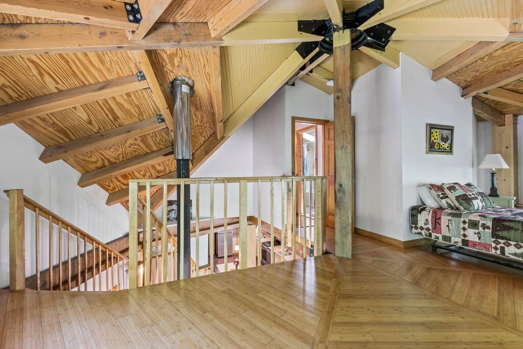22 Woodpecker Lane