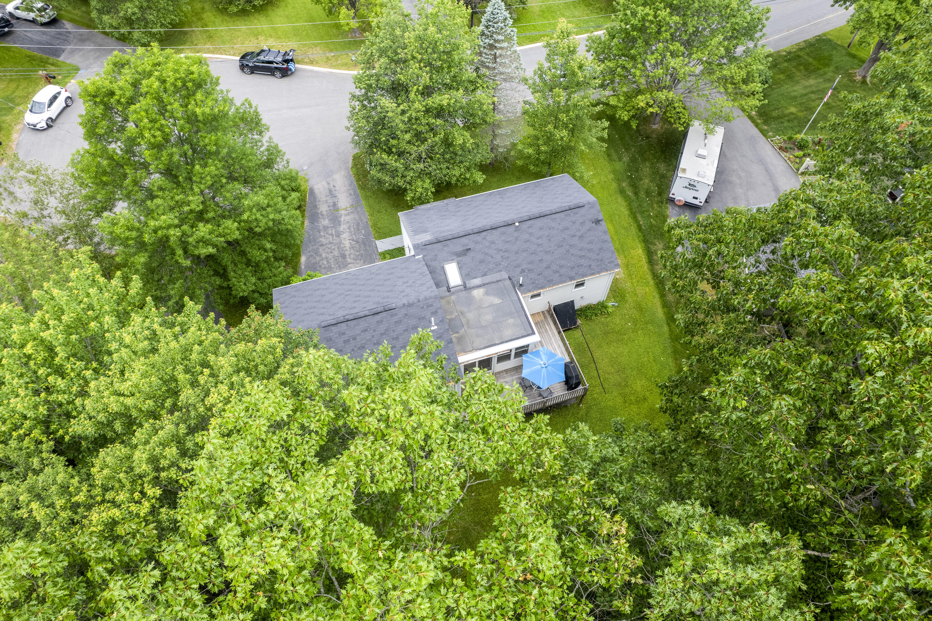 44 Ellen Circle