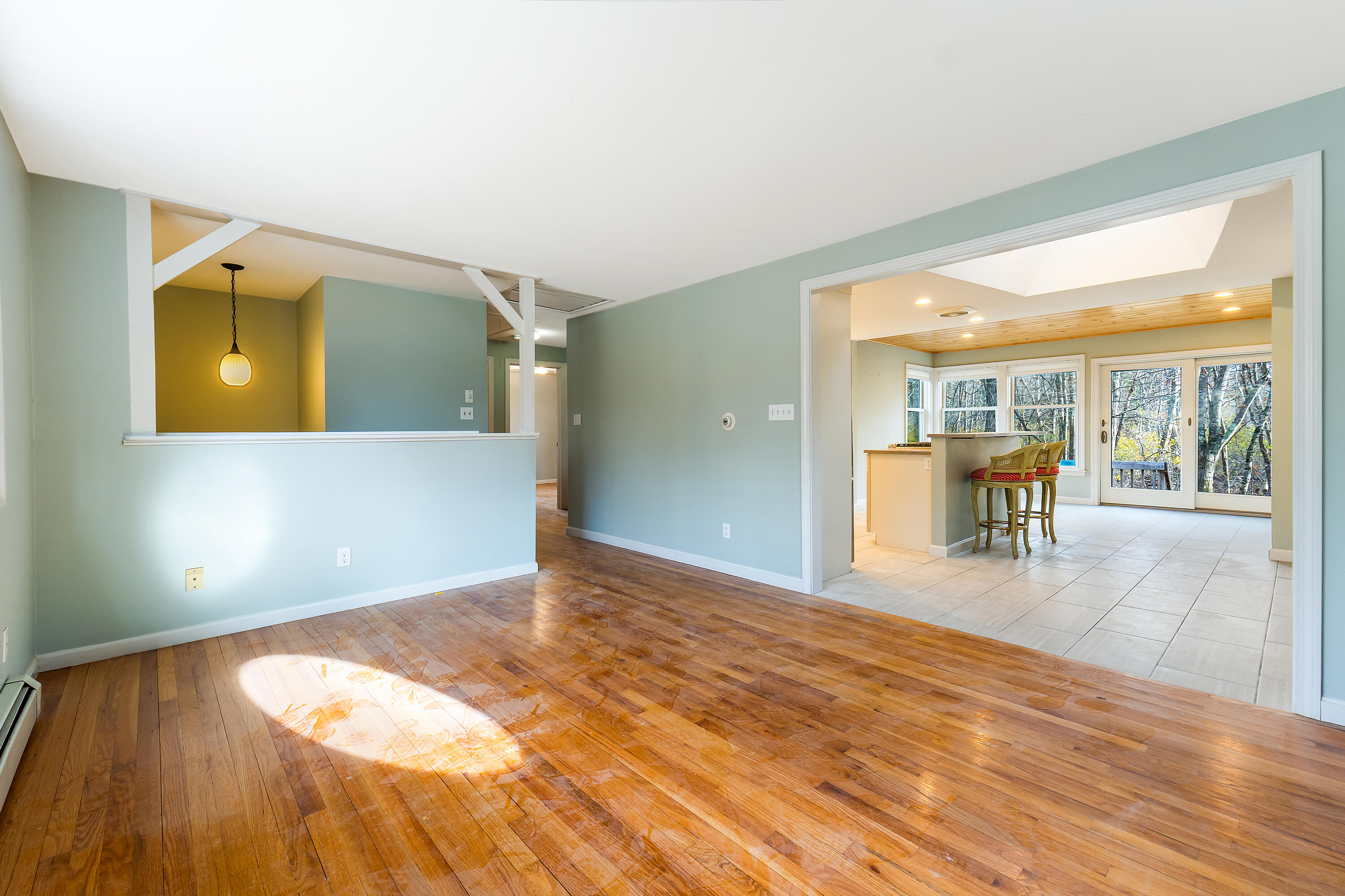 44 Ellen Circle