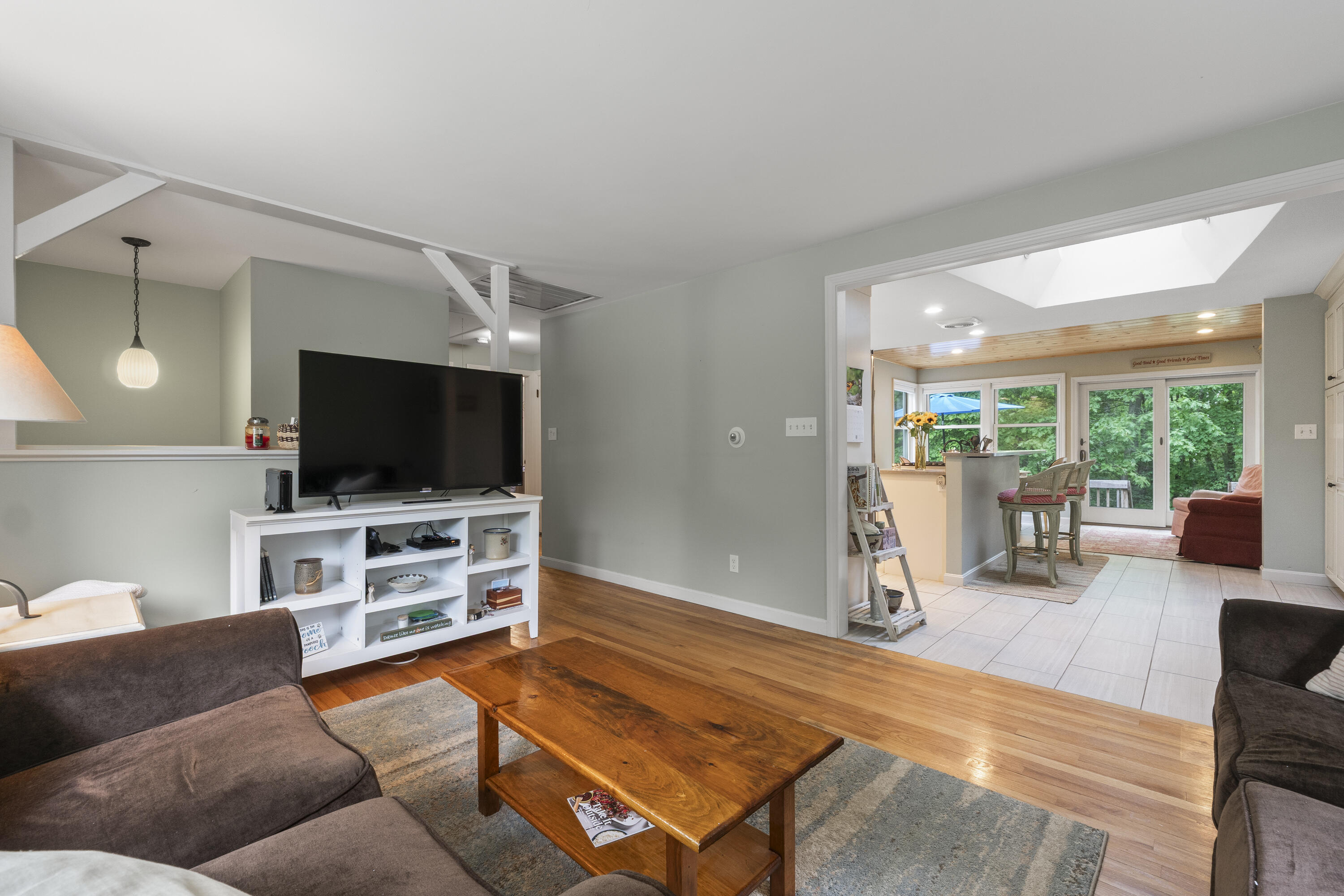44 Ellen Circle