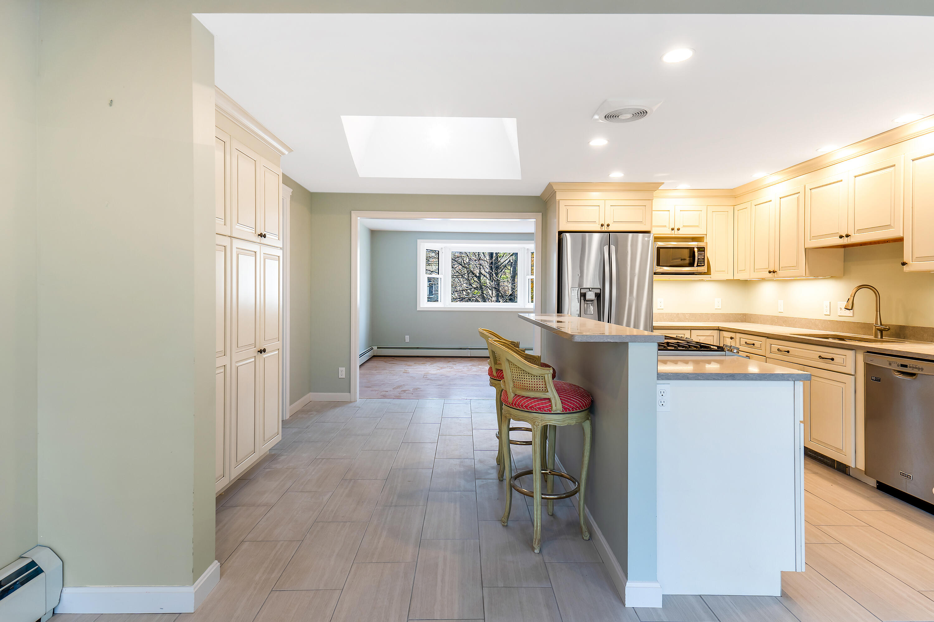 44 Ellen Circle