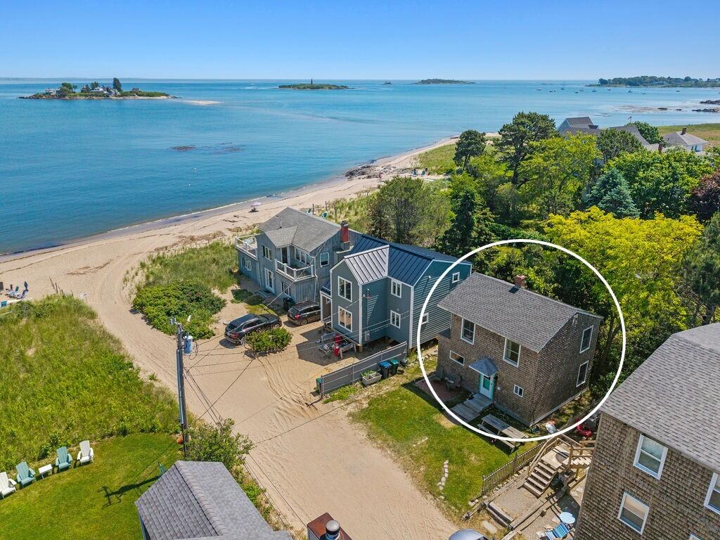 3 Surf Avenue