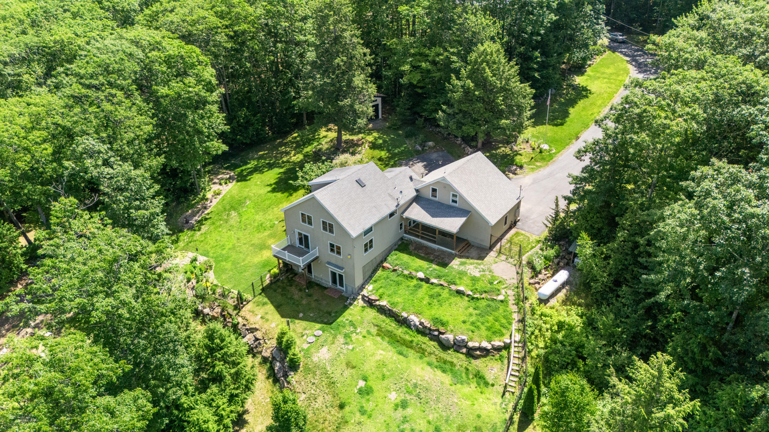 71 TAVERN Hill