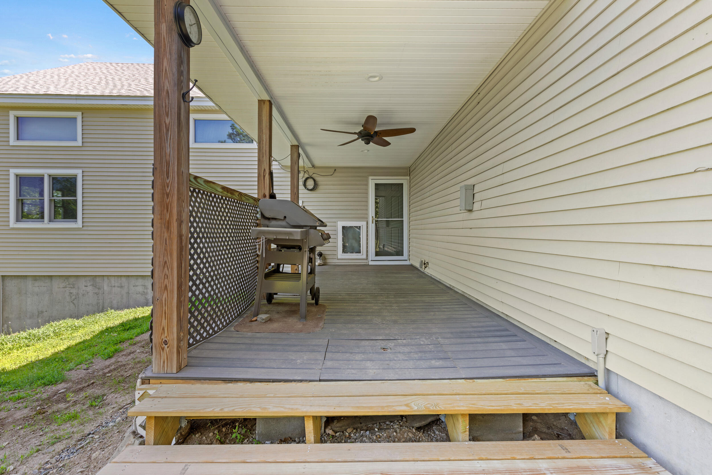 71 TAVERN Hill
