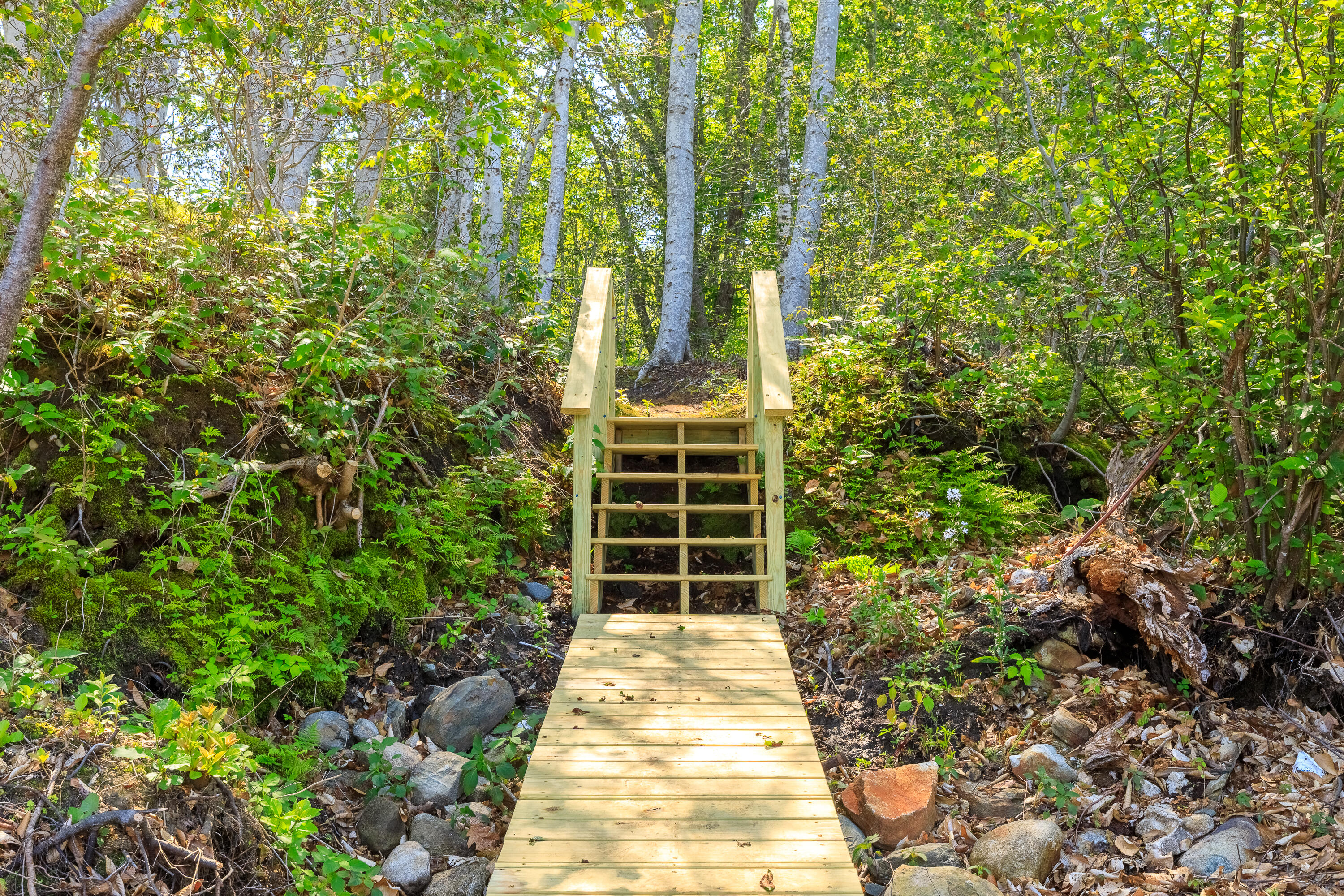 7 Central Landing Road