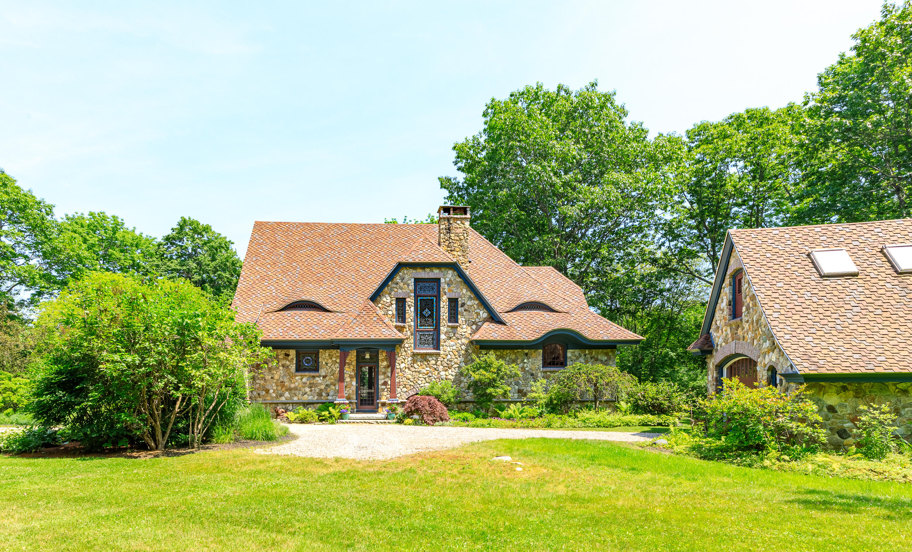 7 Central Landing Road