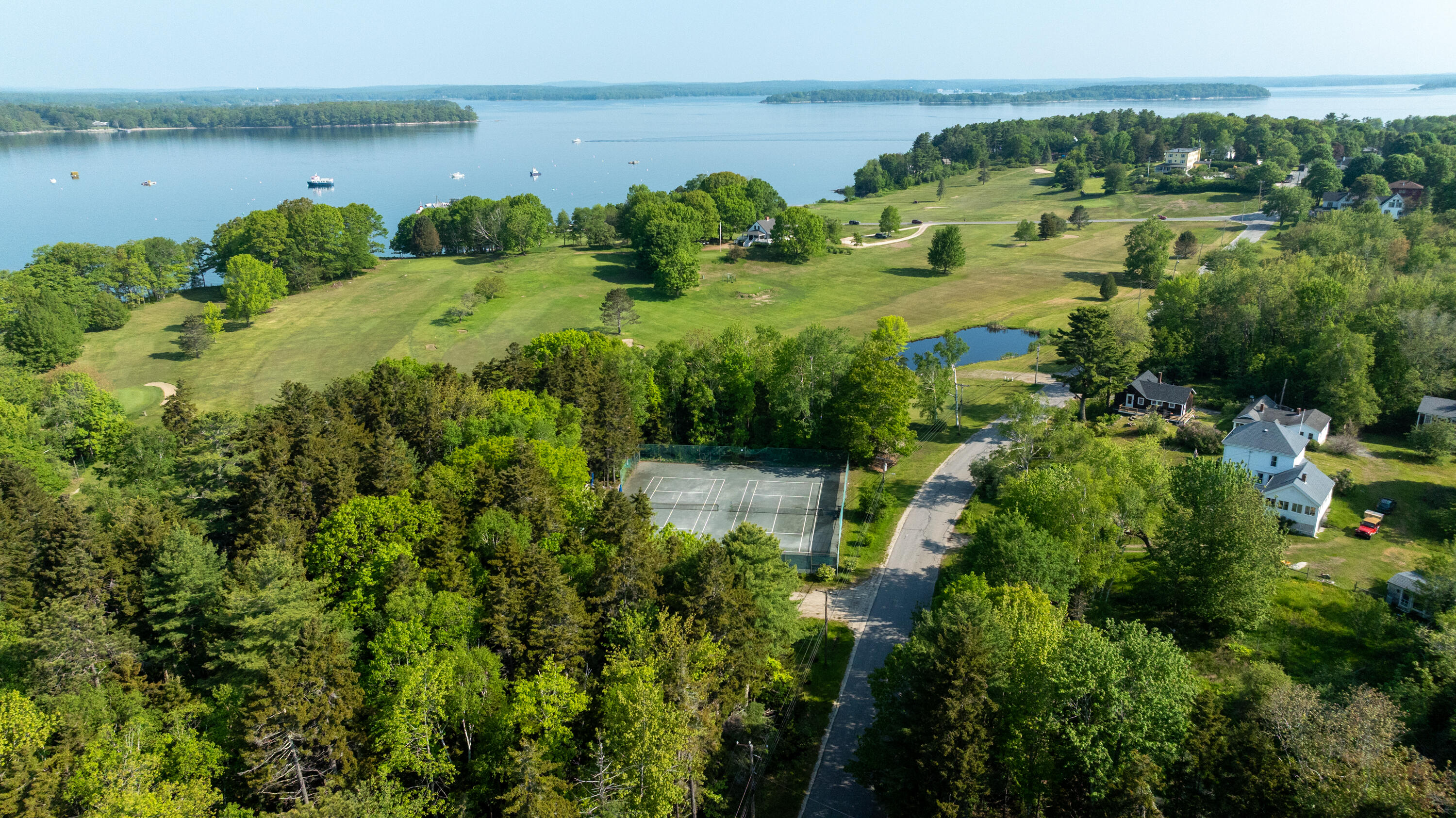 7 Central Landing Road