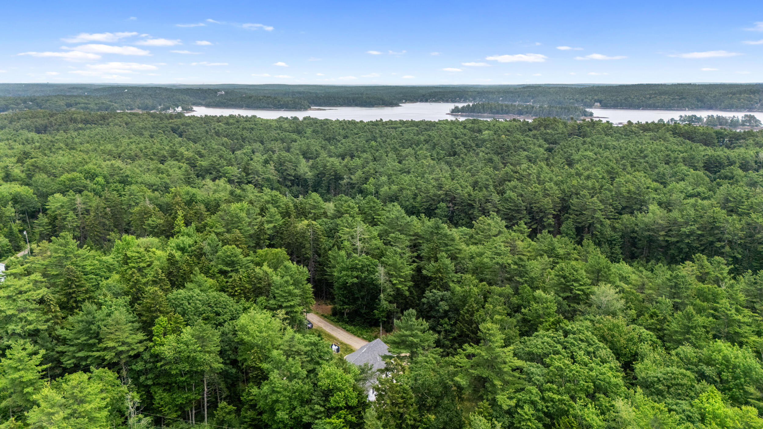 1 Woodford Trail