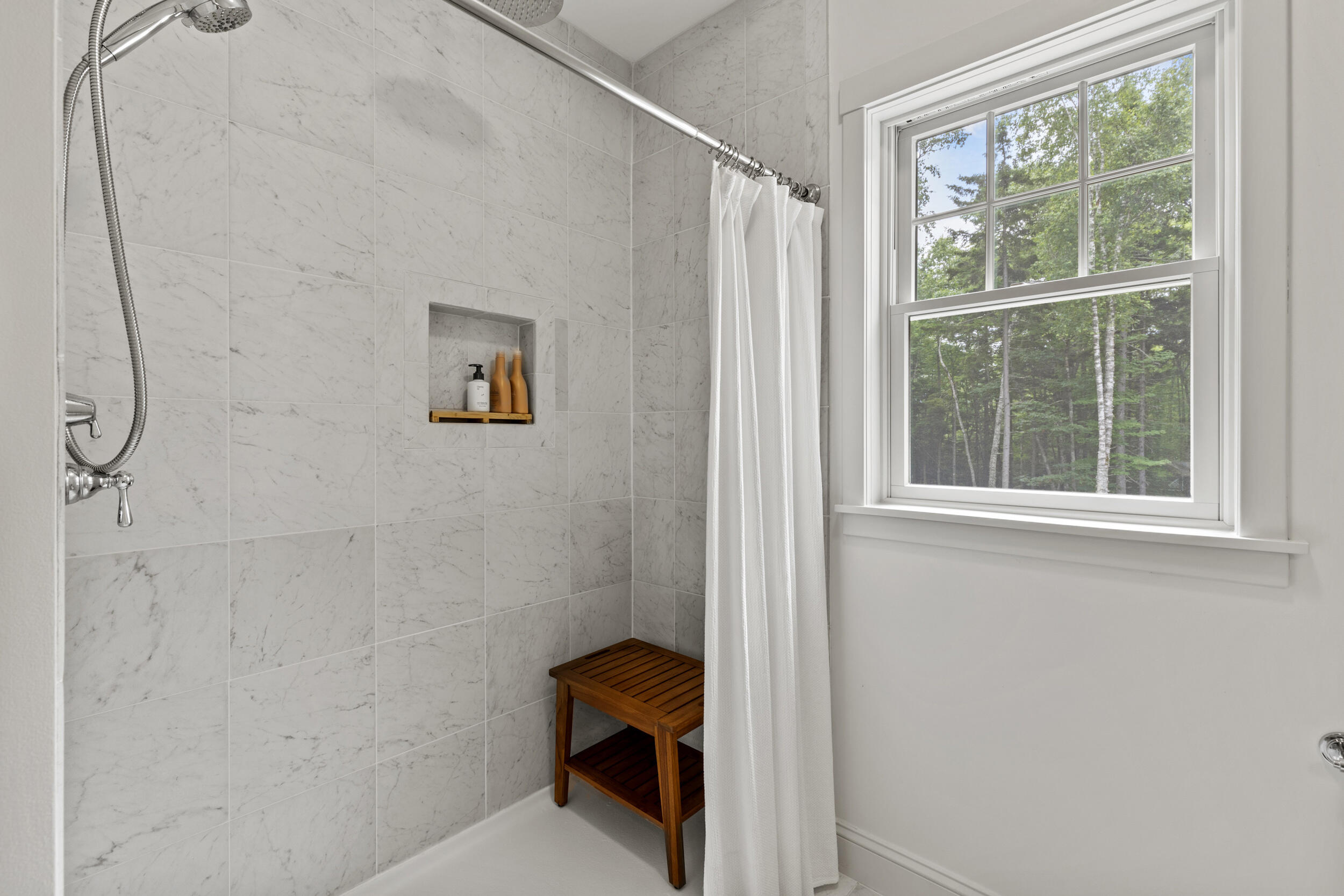 1 Woodford Trail