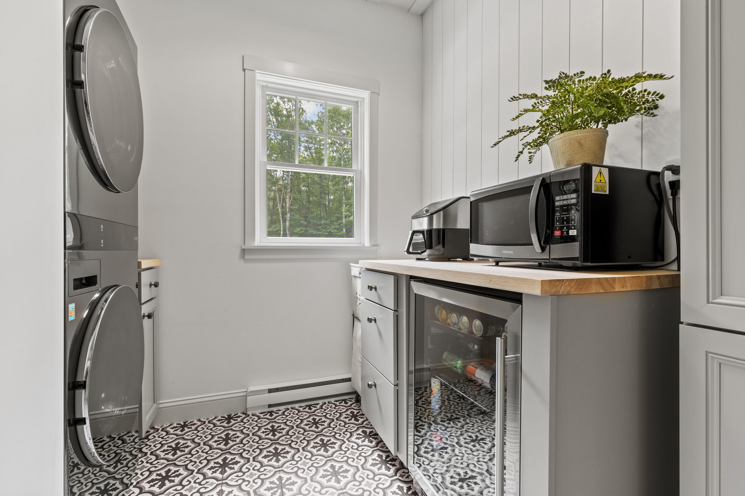 1 Woodford Trail