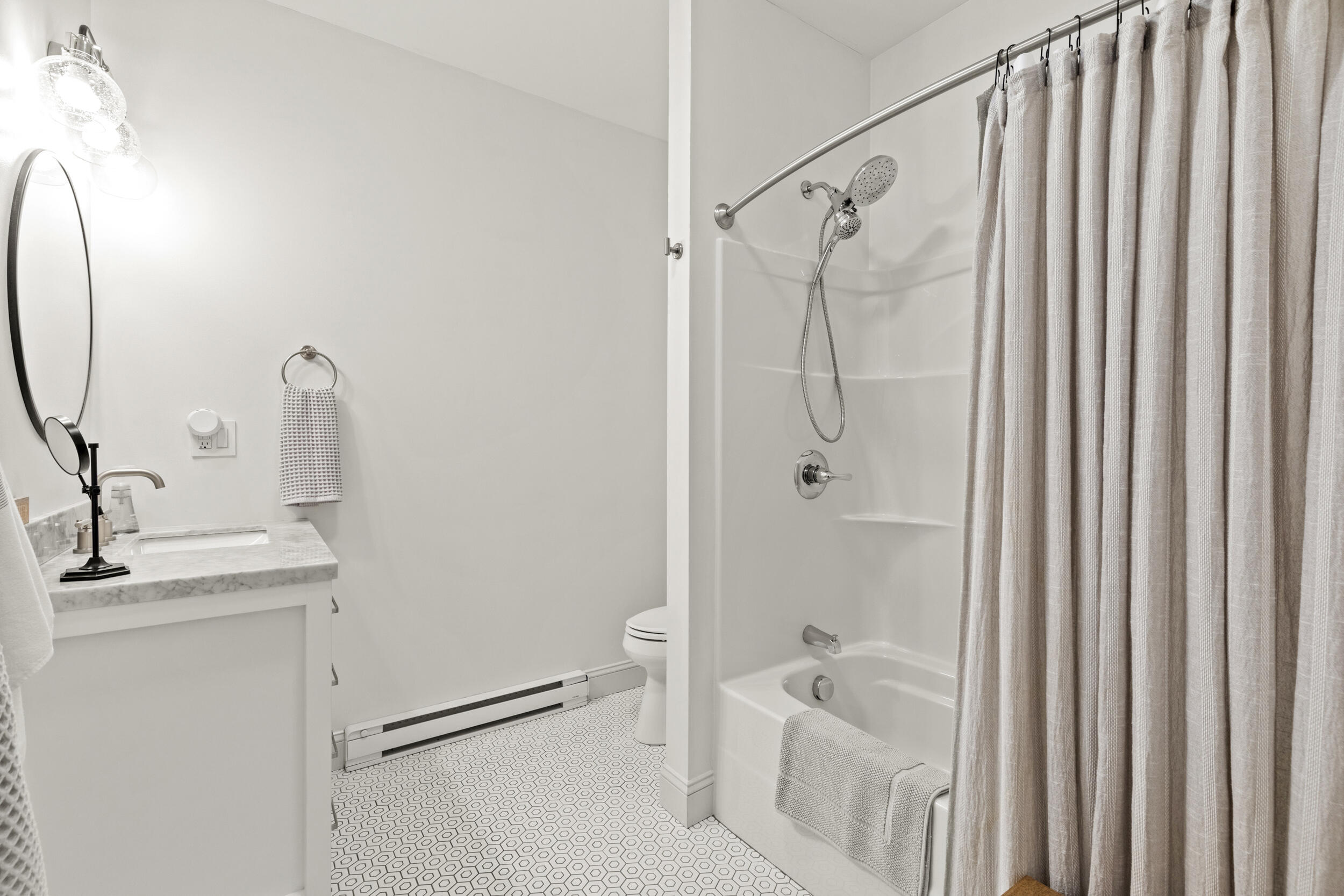 1 Woodford Trail