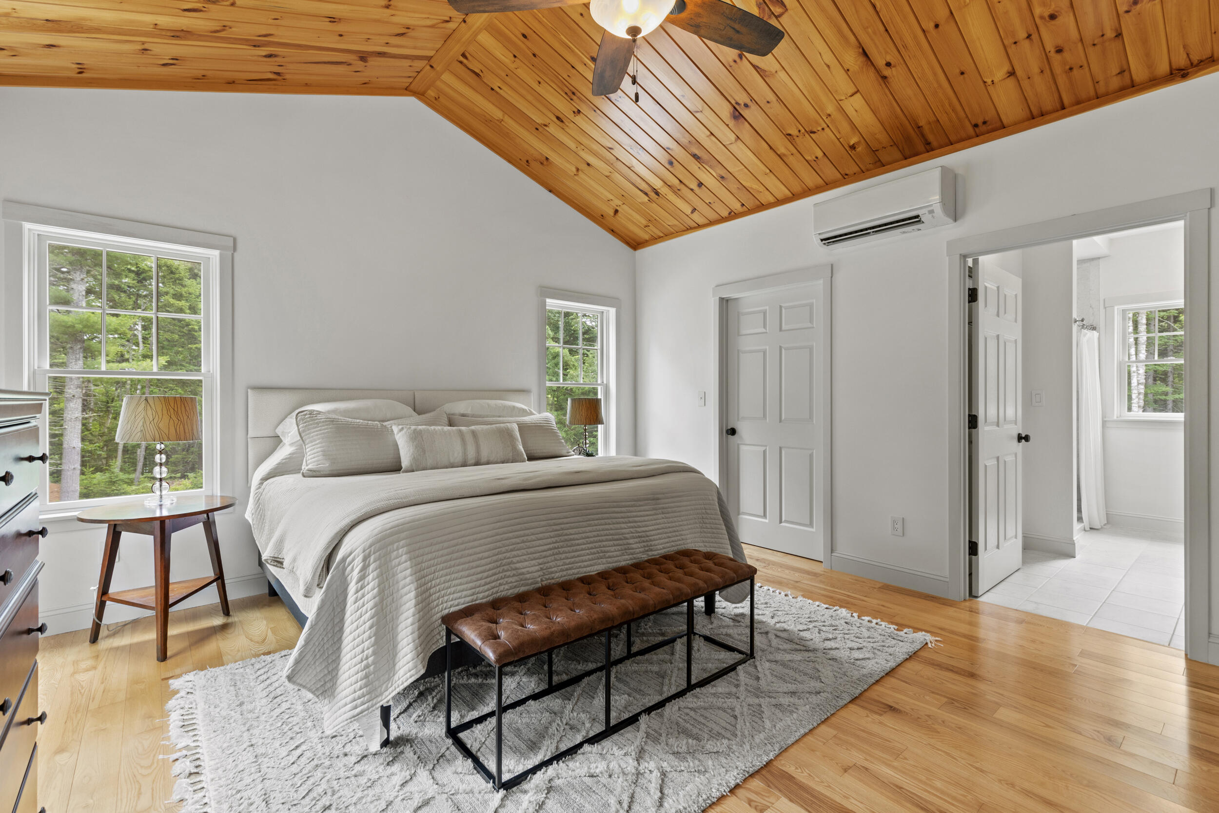 1 Woodford Trail