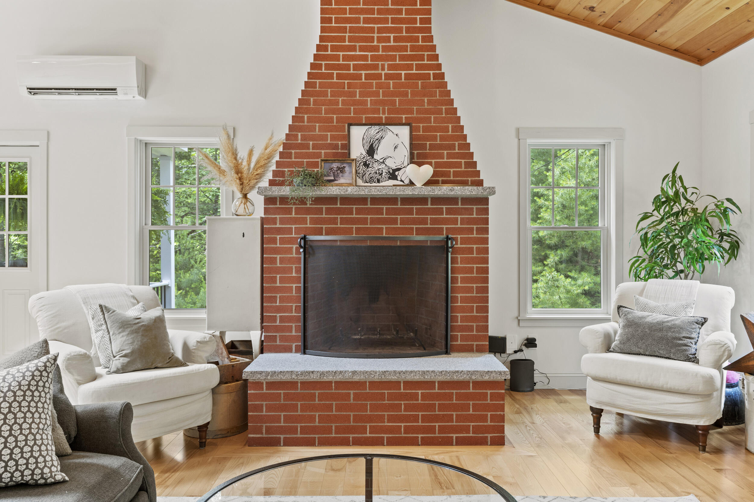 1 Woodford Trail