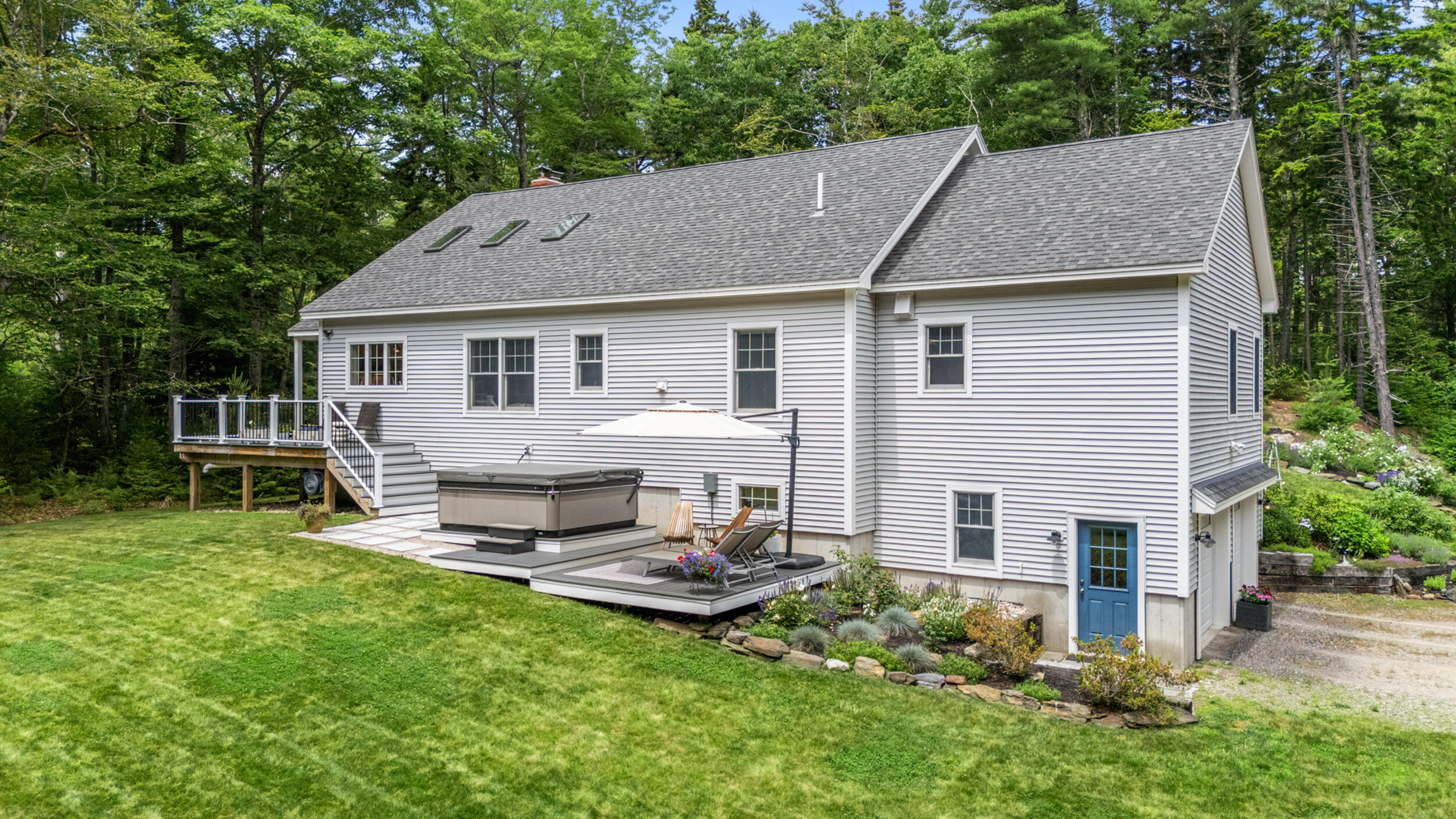 1 Woodford Trail