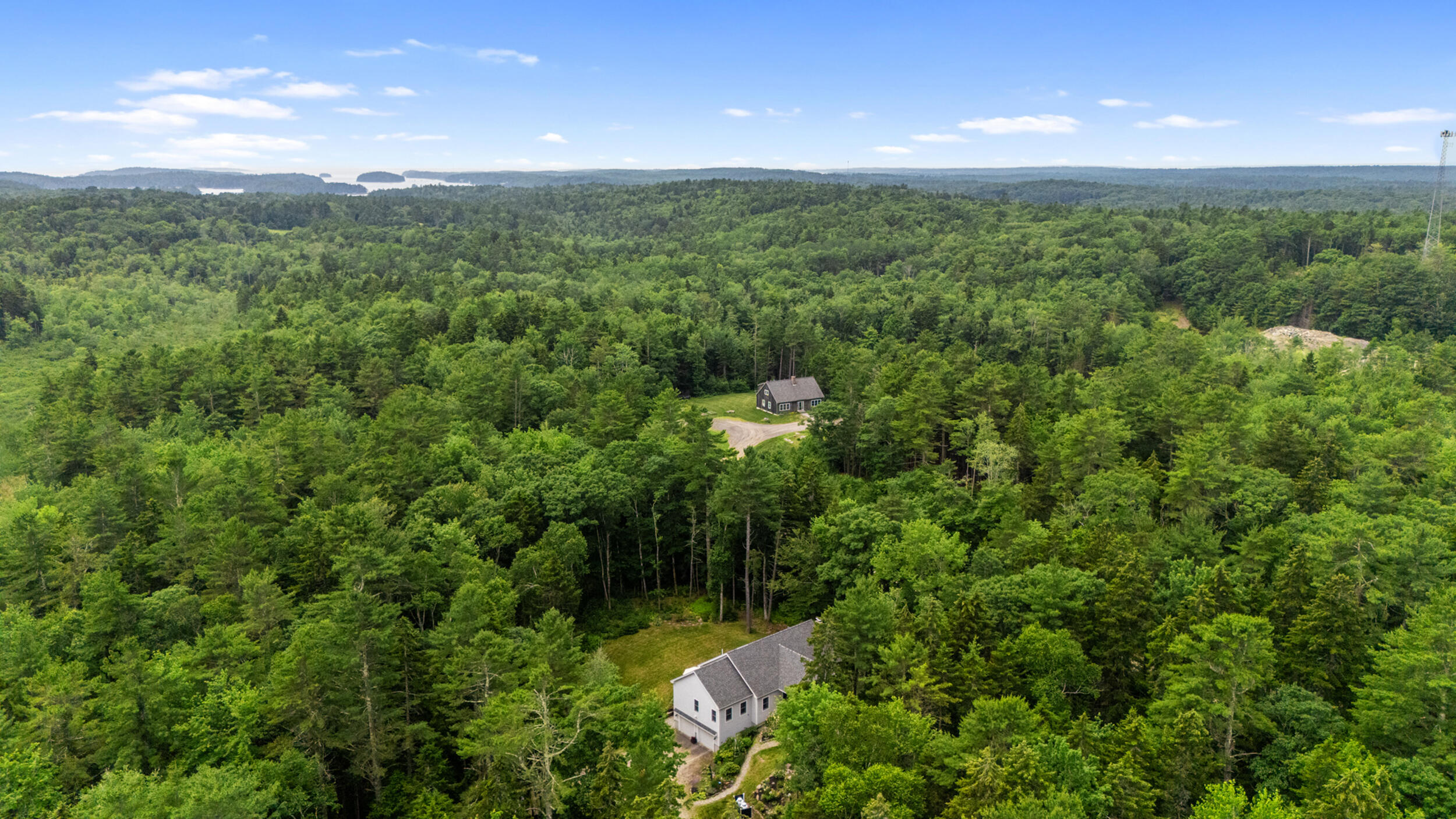 1 Woodford Trail