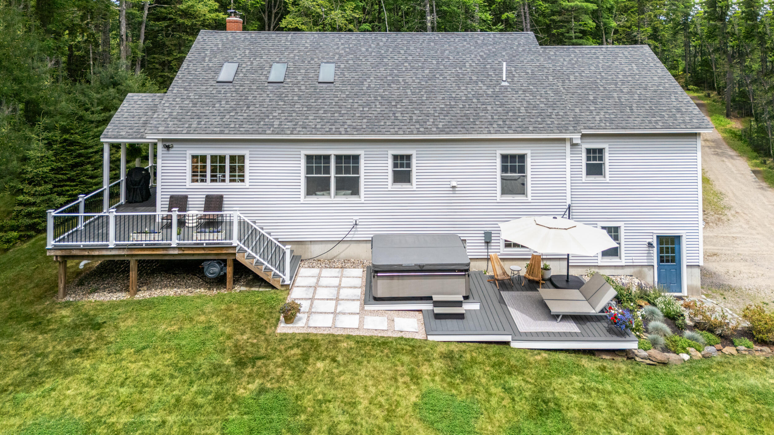 1 Woodford Trail