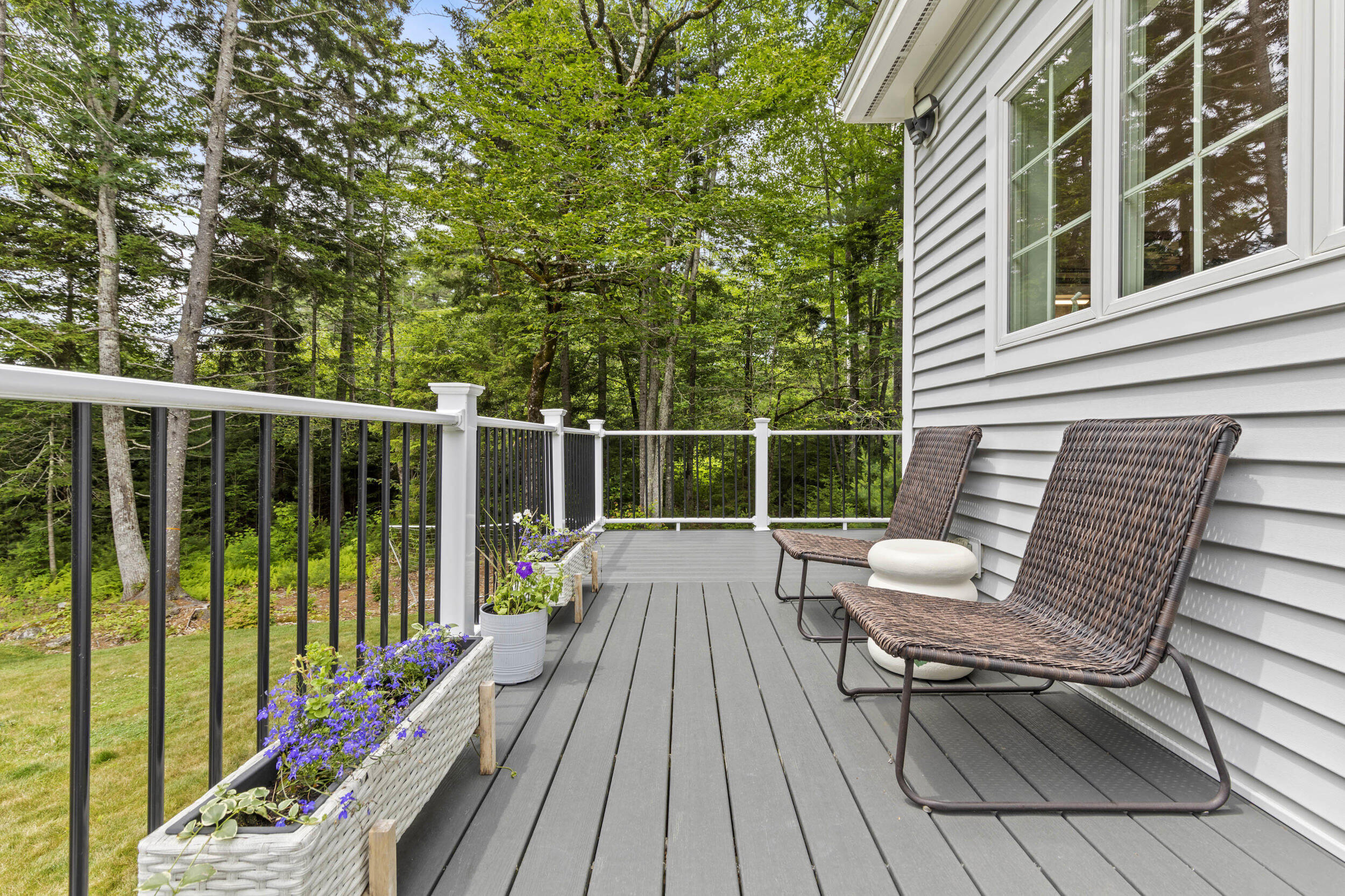 1 Woodford Trail