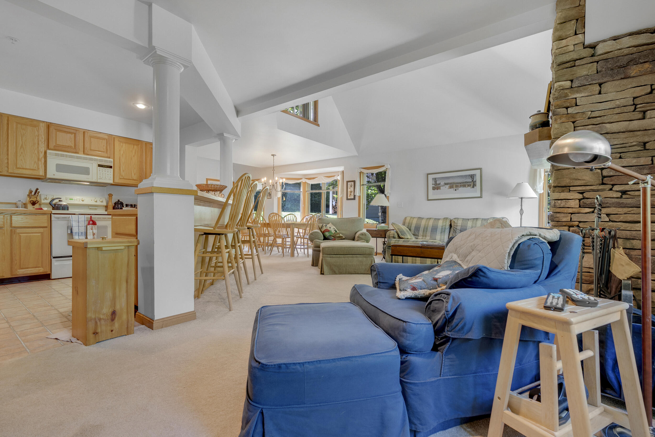 106 Locke Village Road, J4
