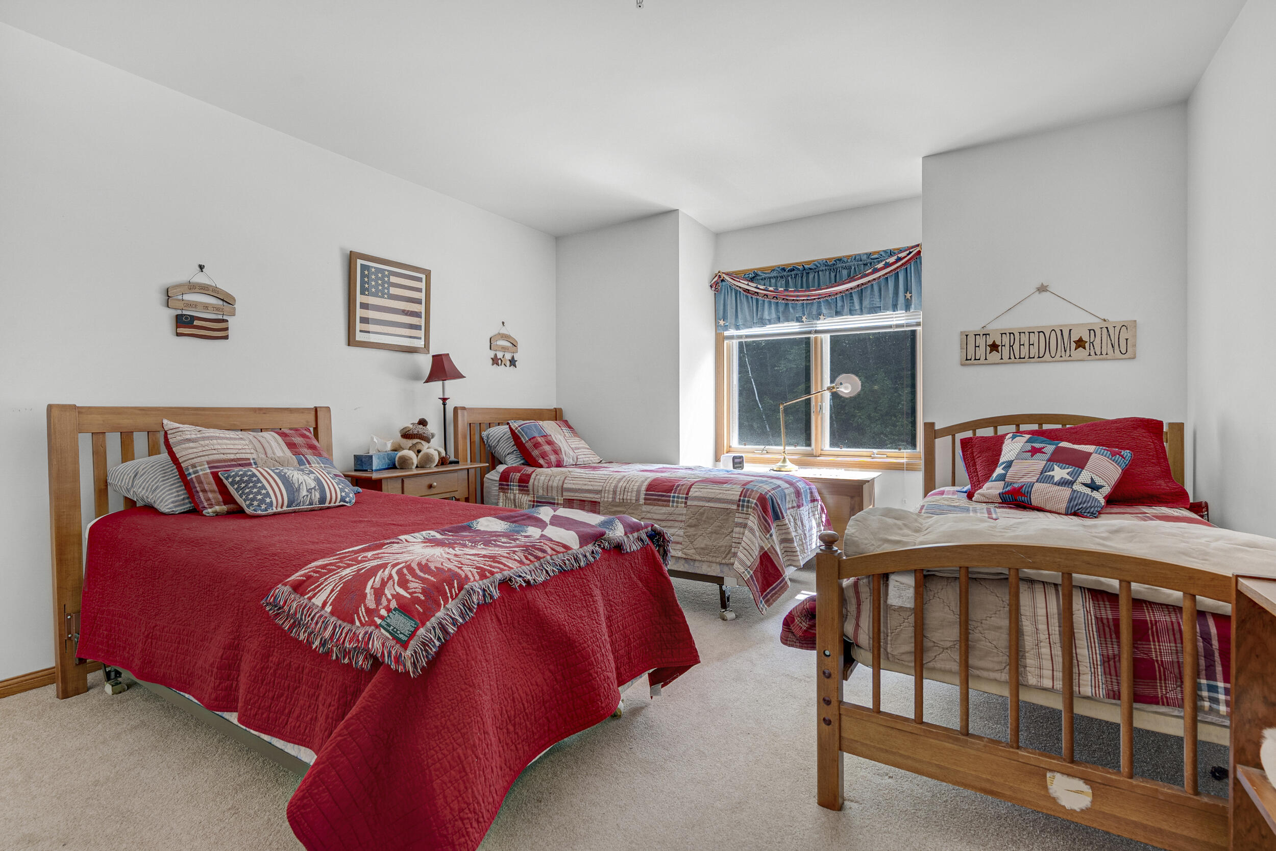 106 Locke Village Road, J4