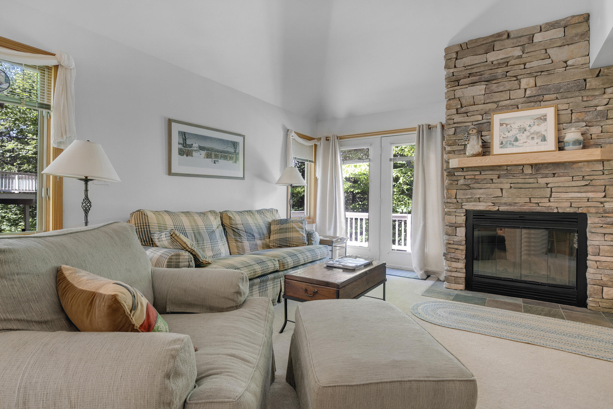 106 Locke Village Road, J4