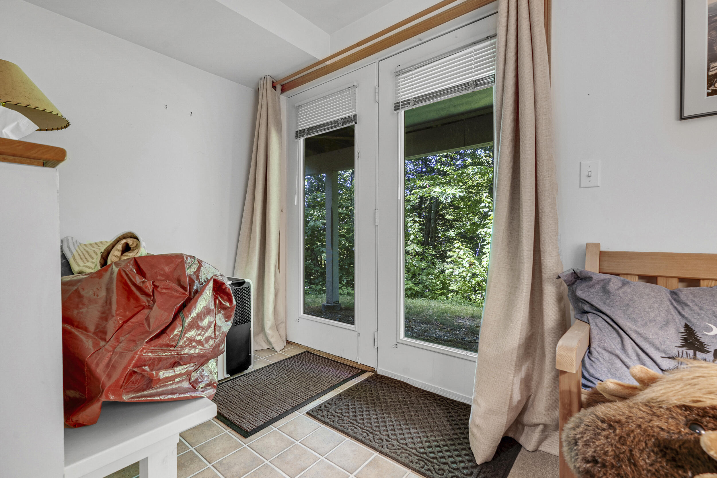 106 Locke Village Road, J4