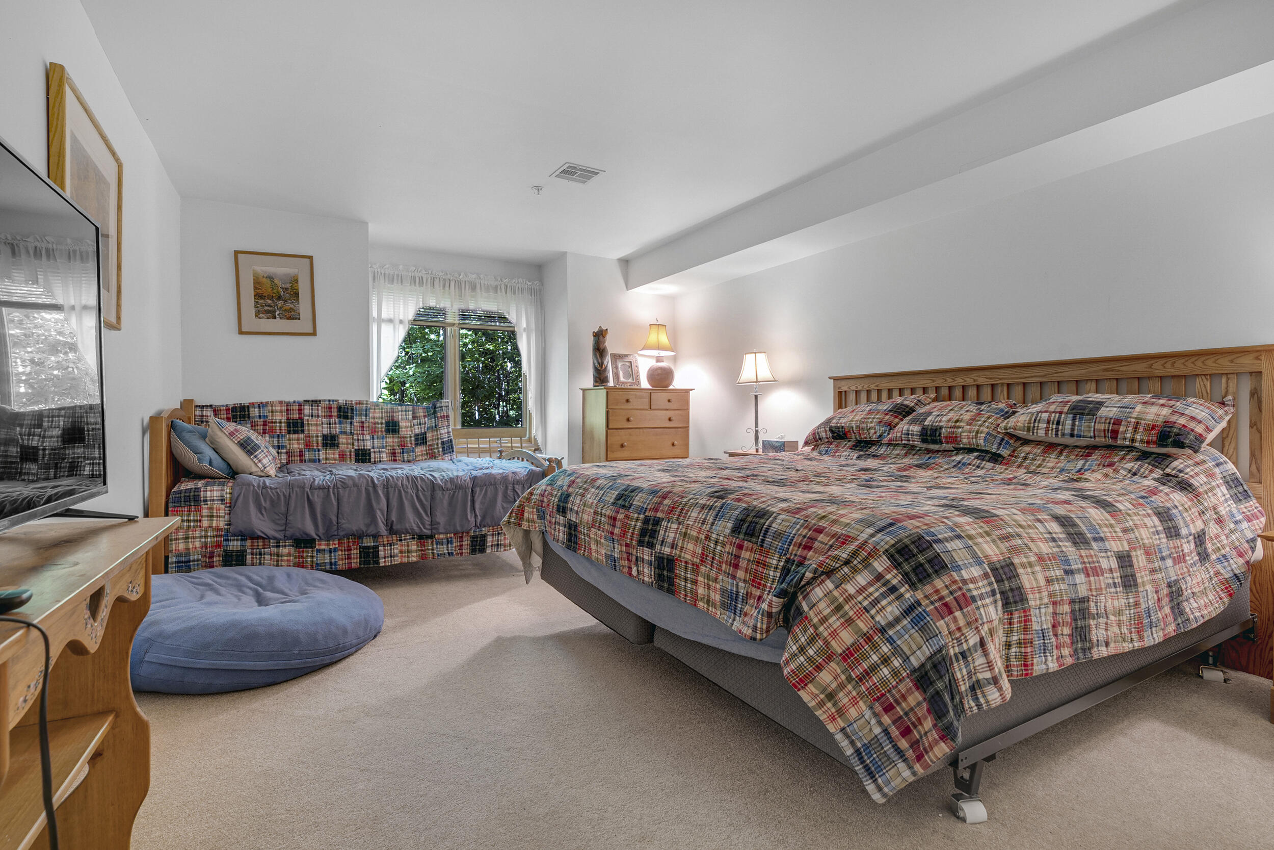 106 Locke Village Road, J4