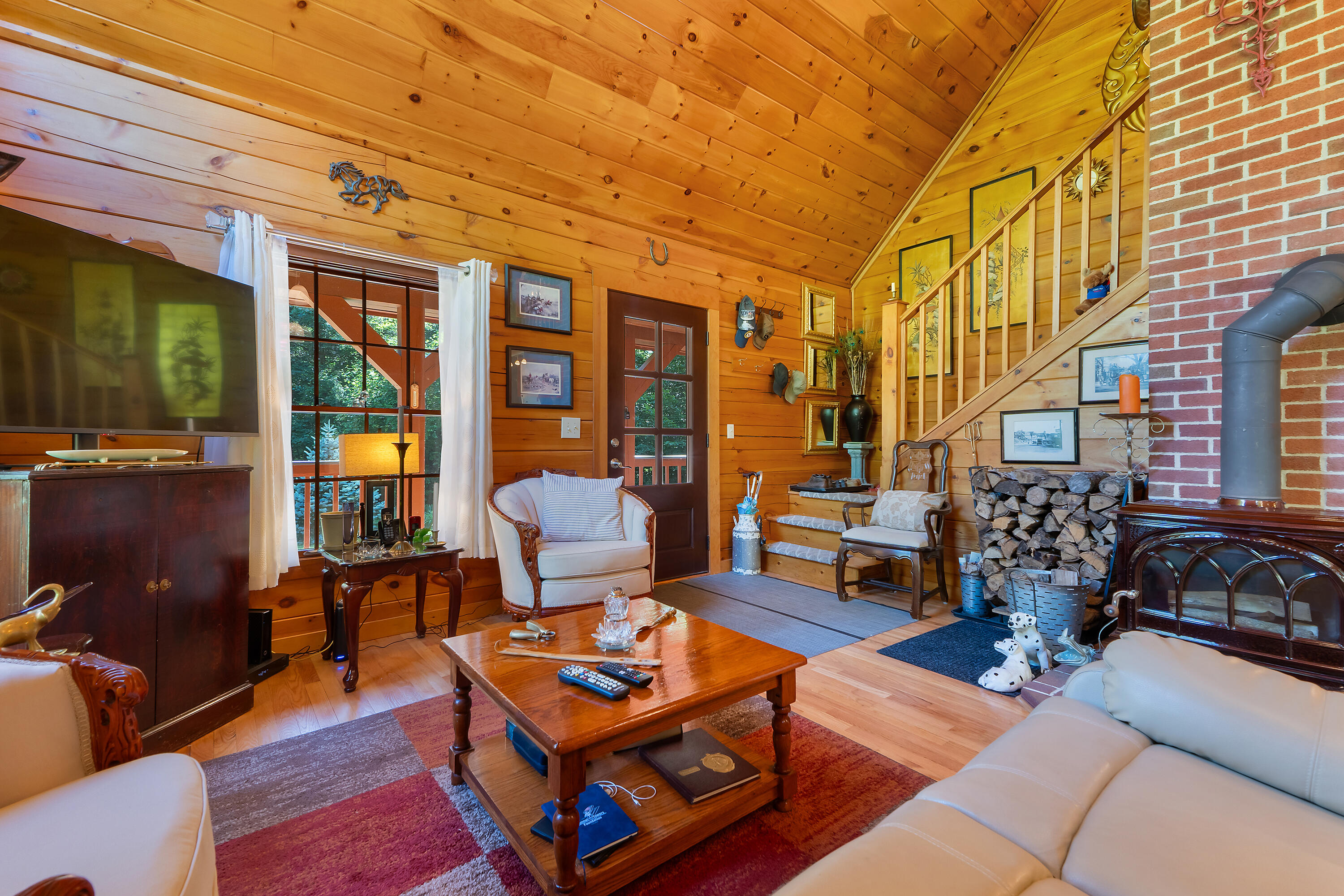 704 River Road