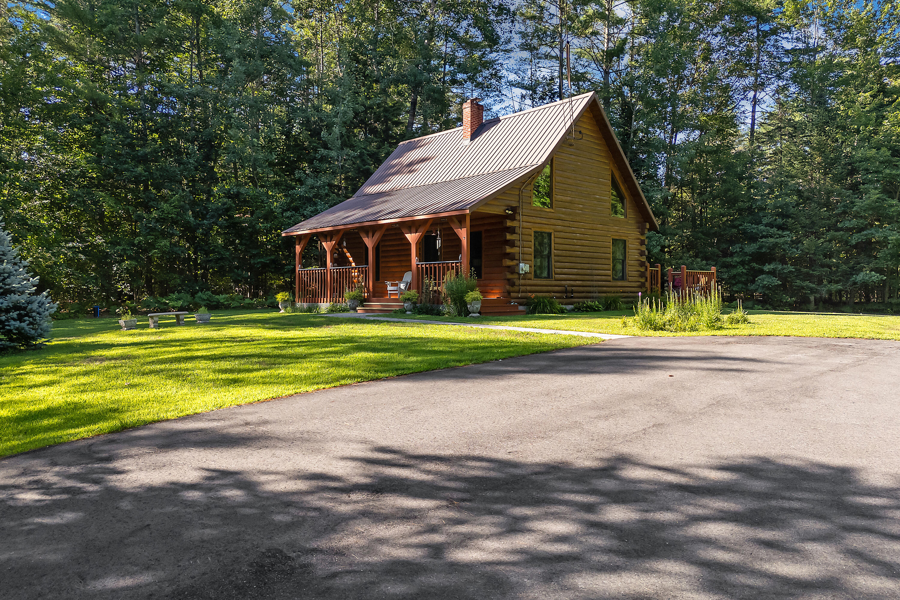704 River Road