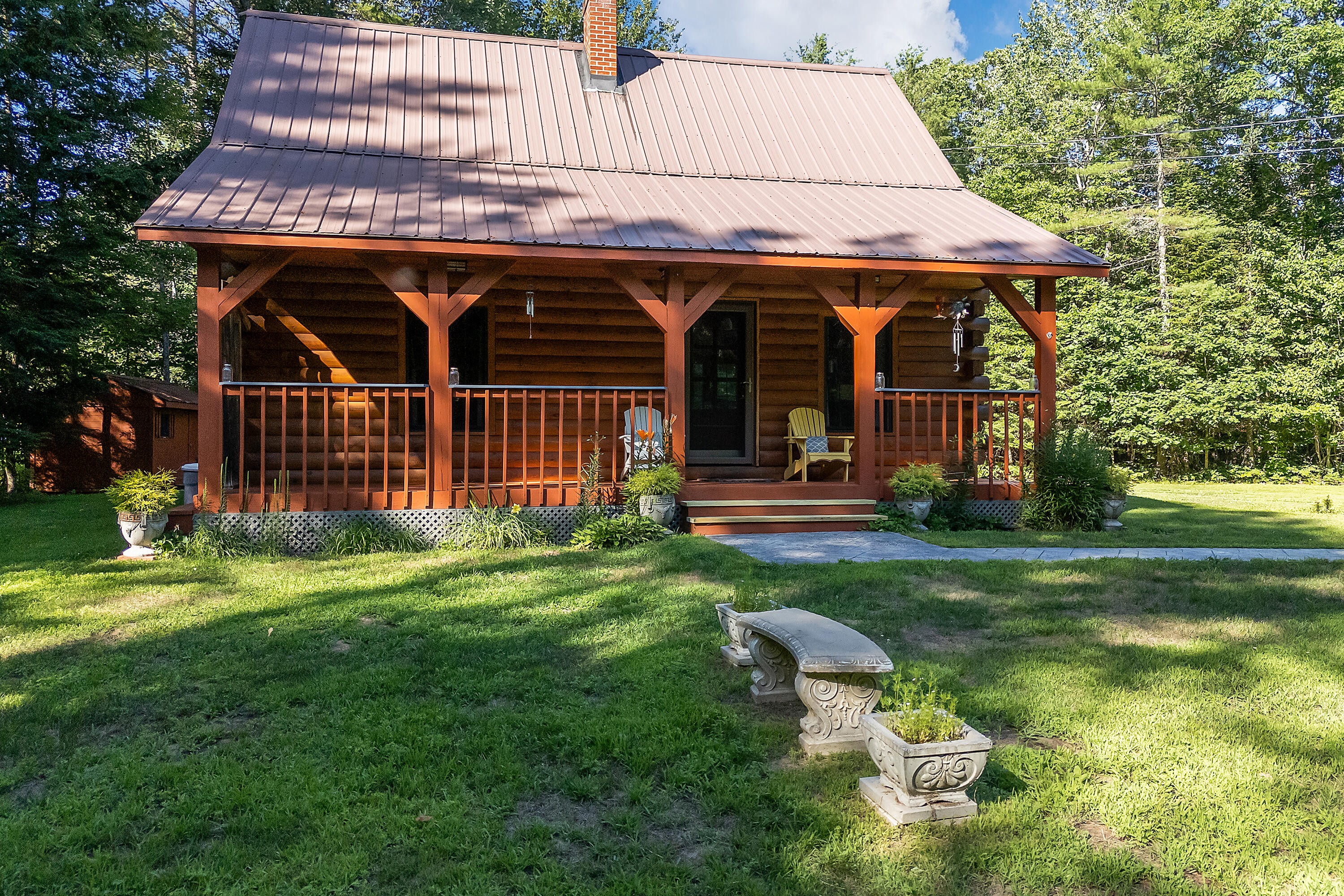 704 River Road