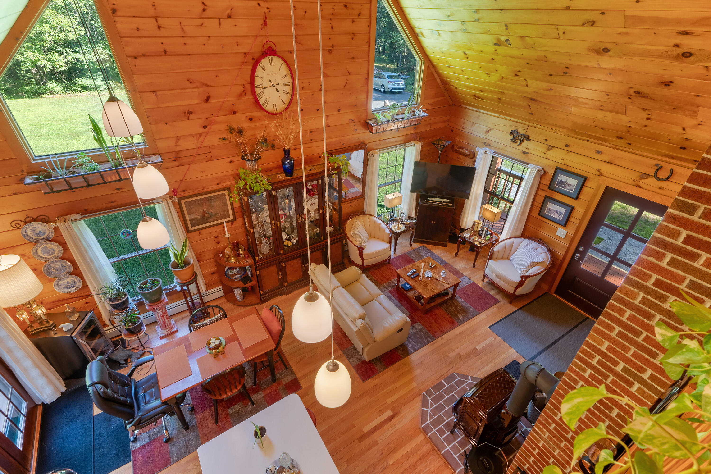 704 River Road