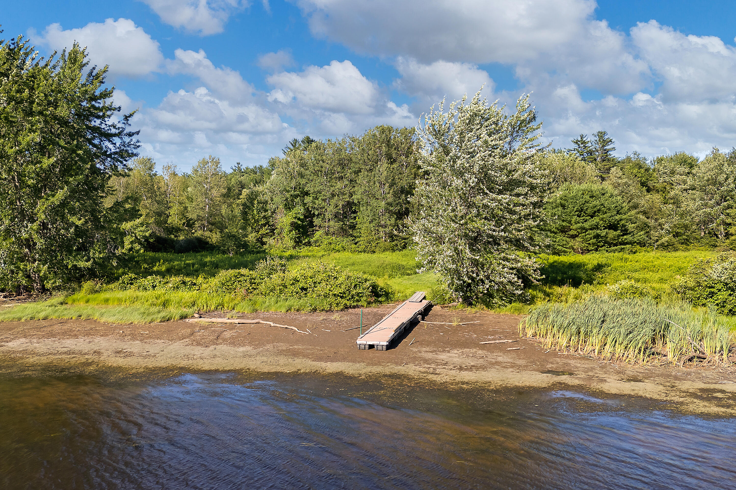 704 River Road