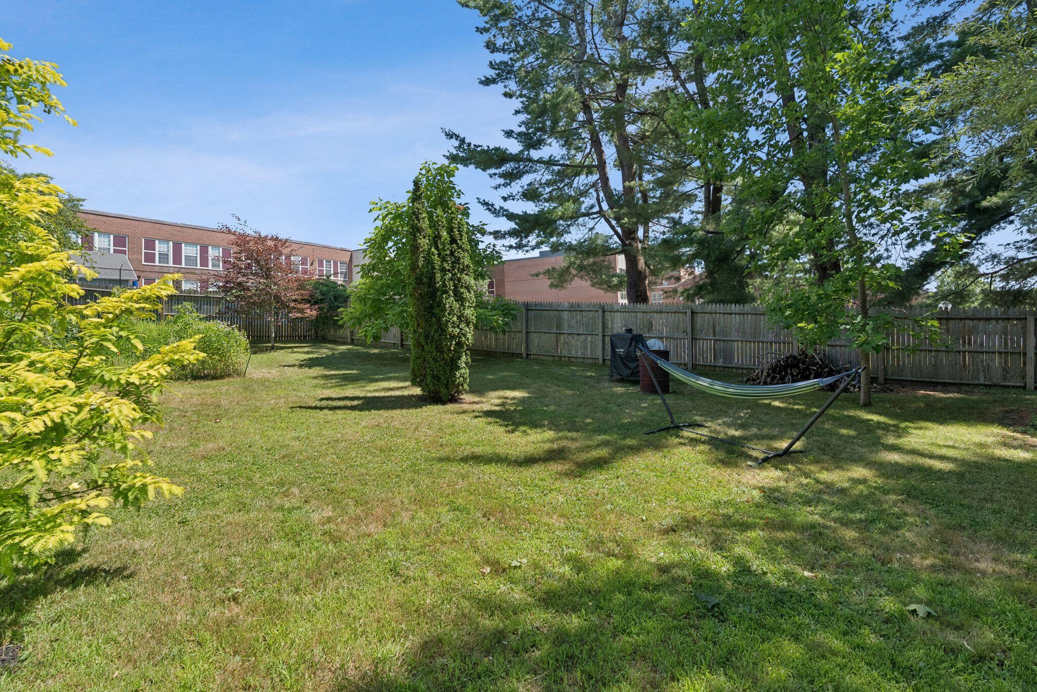236-240 Concord Street W