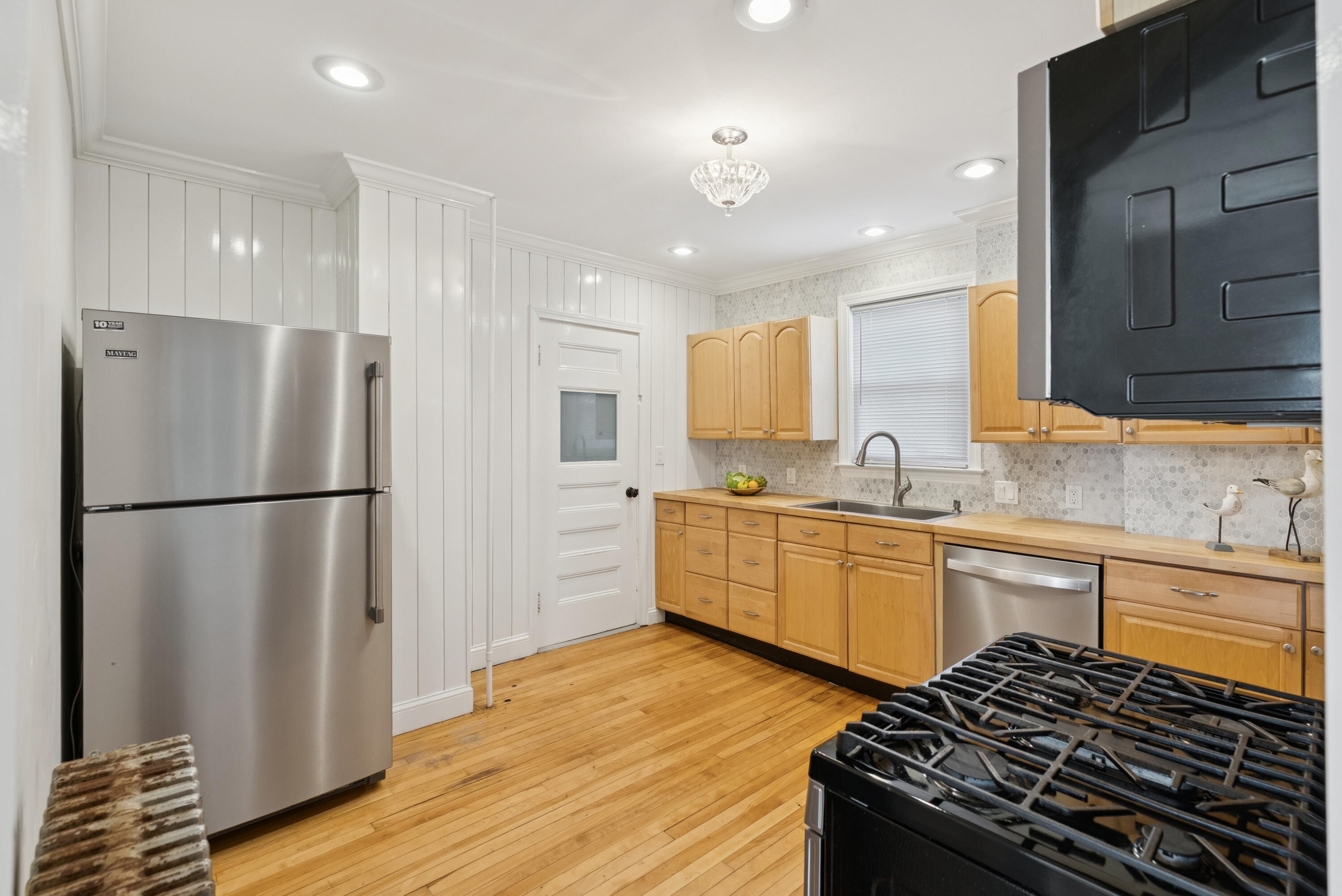 236-240 Concord Street W