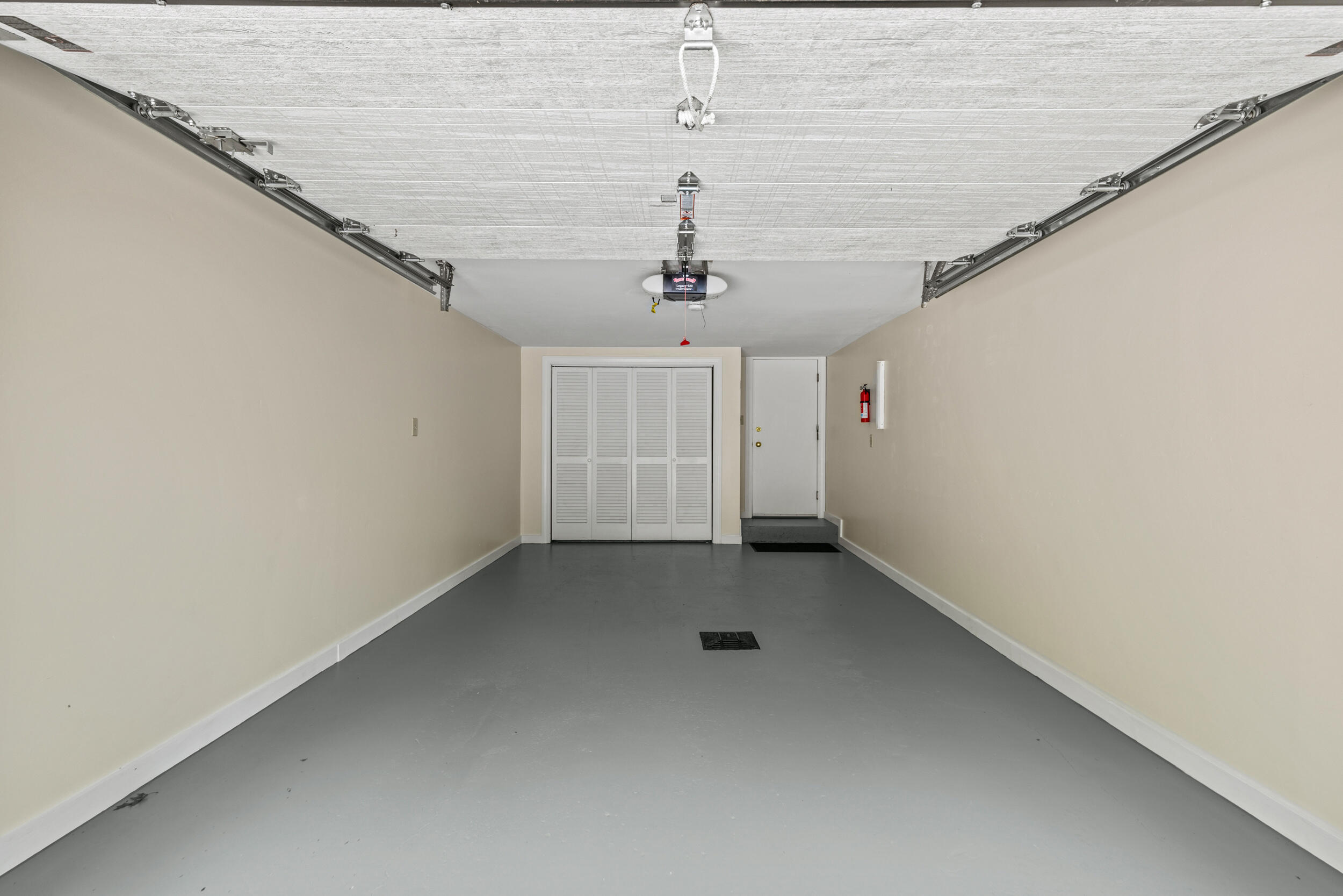 39 Resolution Place, 39
