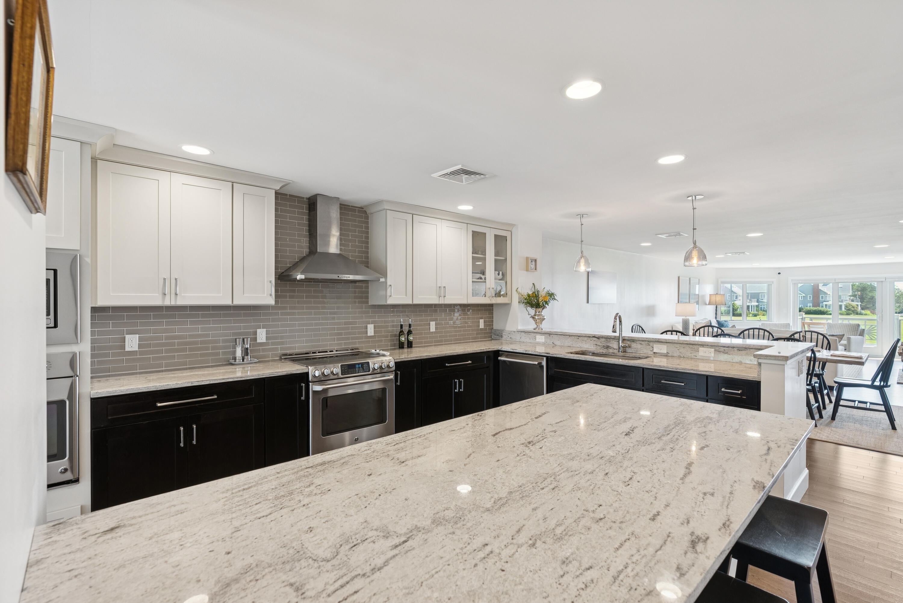 25 Atlantic Drive 25