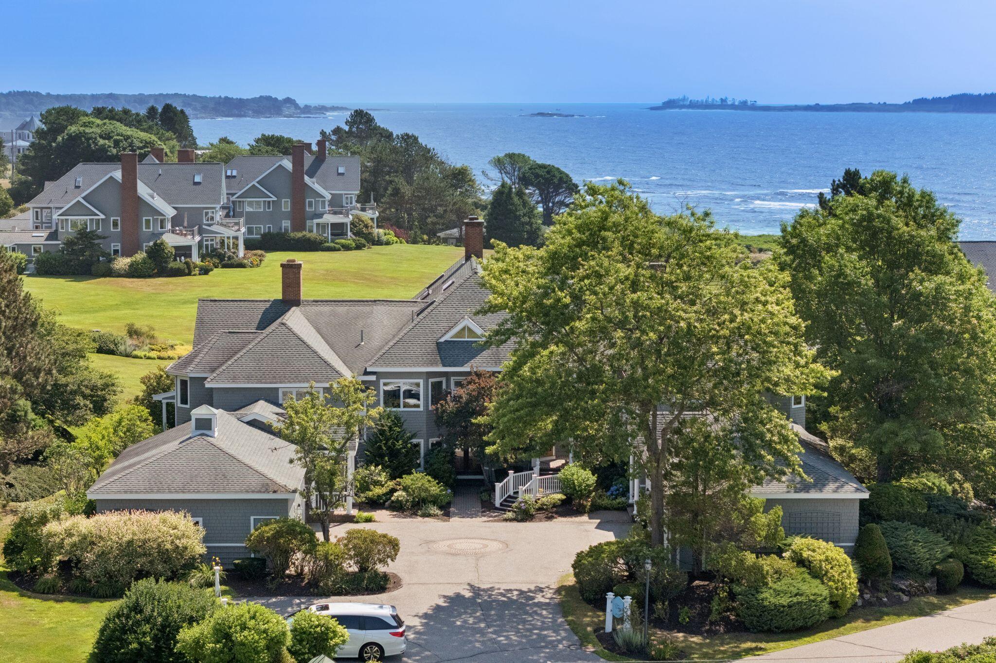 25 Atlantic Drive 25