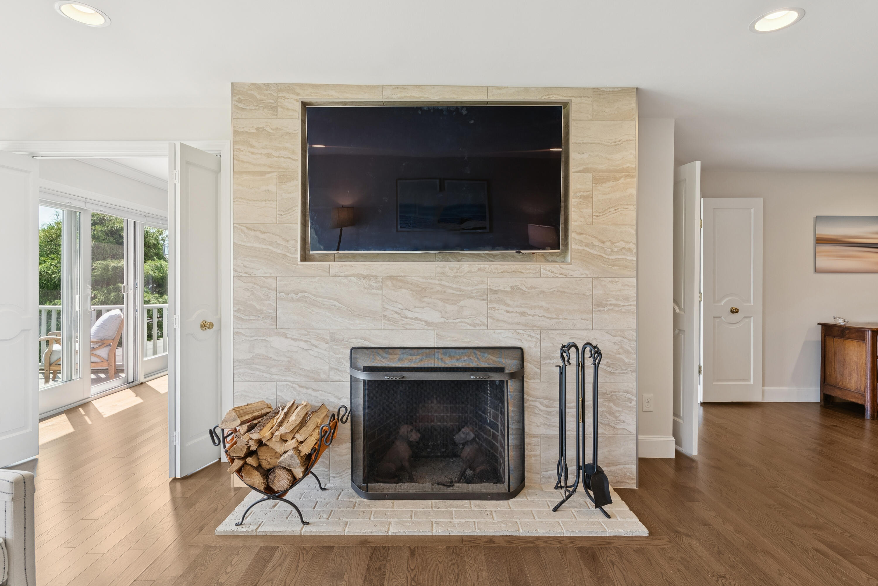 25 Atlantic Drive 25